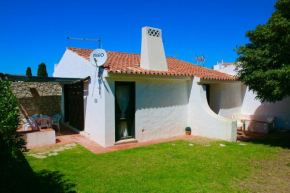 Villa Jacaranda - 550m from the beach - Free WIFI - By Bedzy